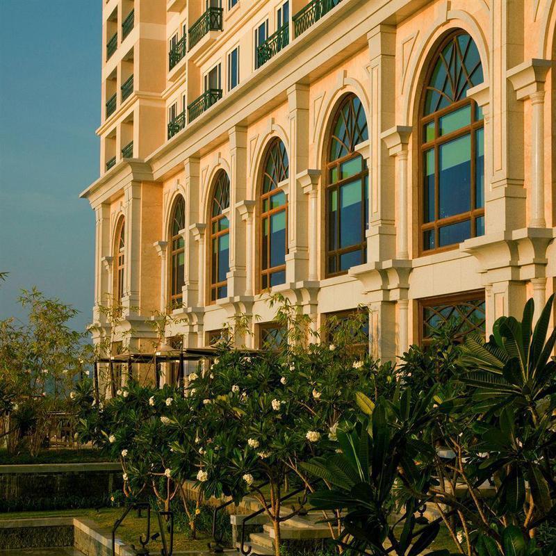 The Leela Palace Chennai Exterior photo